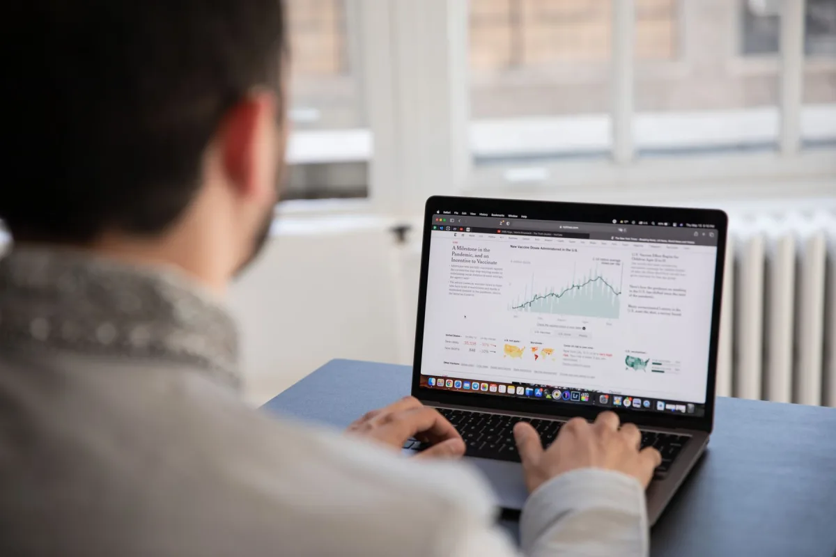 Data Governance and Decision Insight programme image
