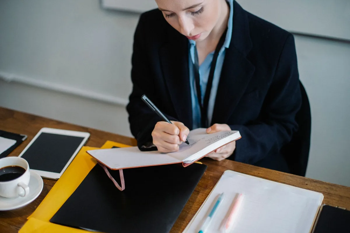 Advanced Business Writing for High-Performing Professionals programme image