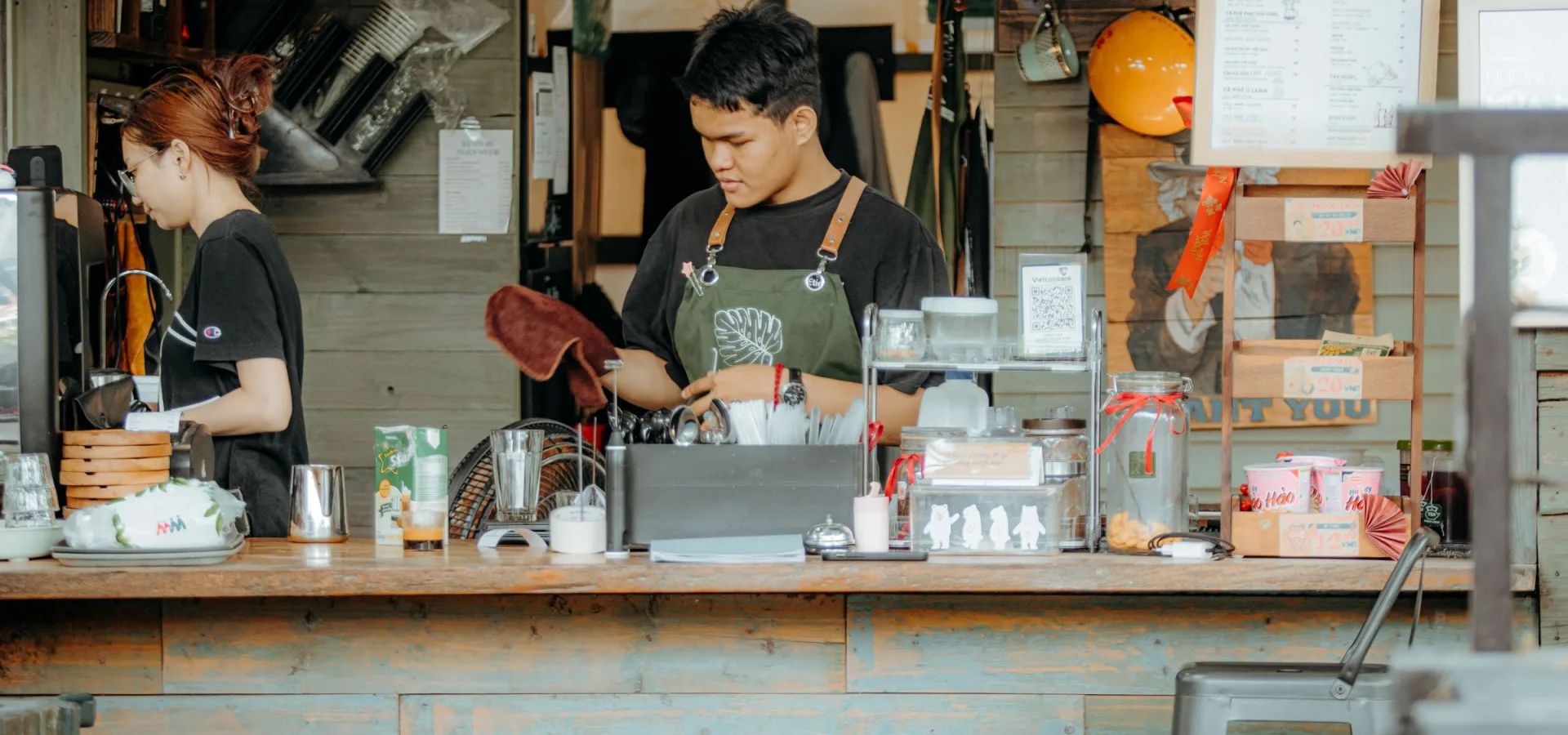 Customer Journey Design and Customer Loyalty course hero image