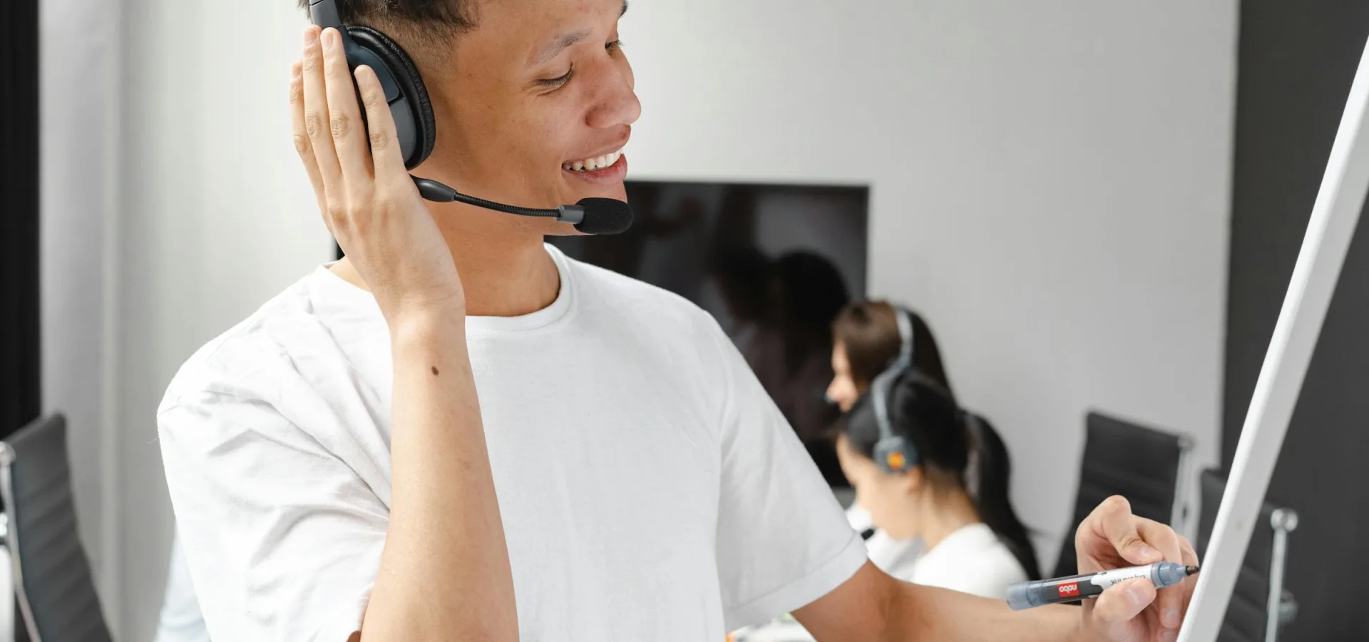 Voice of the Customer for Experience Improvement course hero image