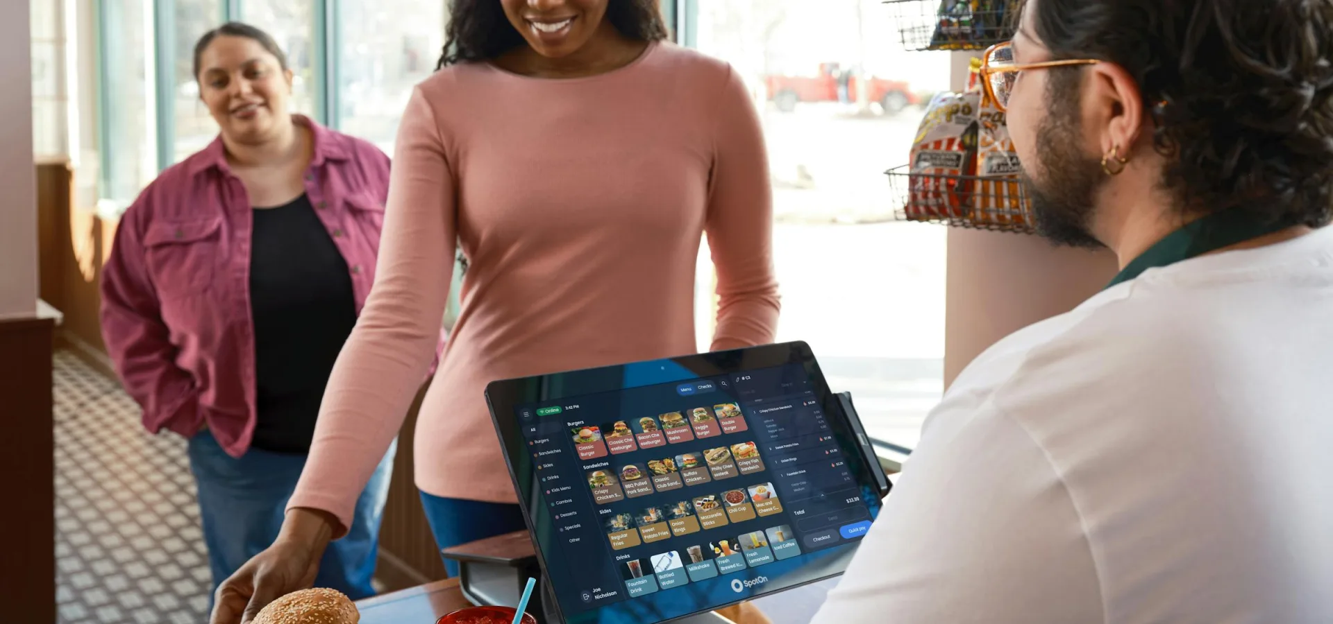 Omnichannel Experience Management for Experience Improvement course hero image