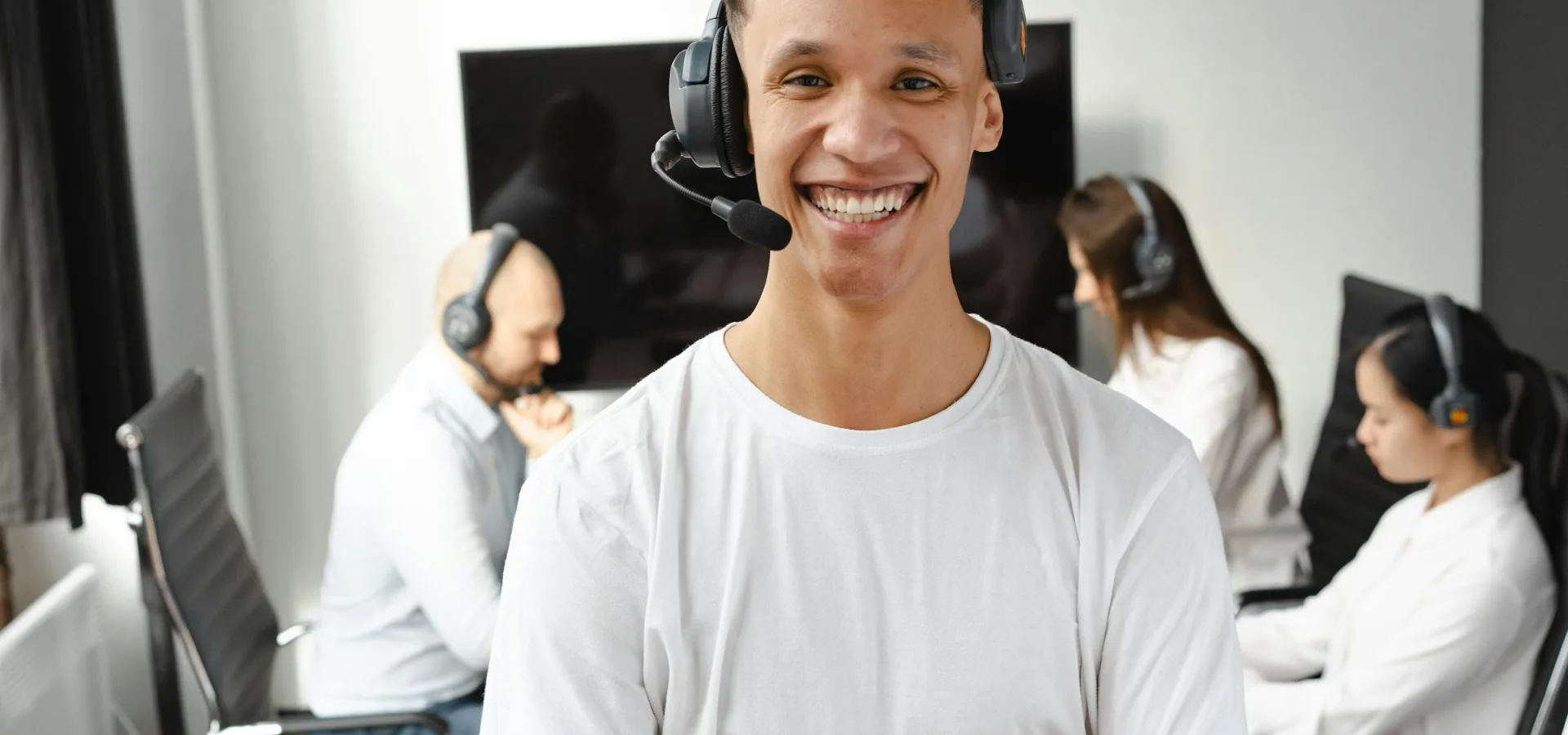 Customer Insight Analysis and Customer Loyalty course hero image