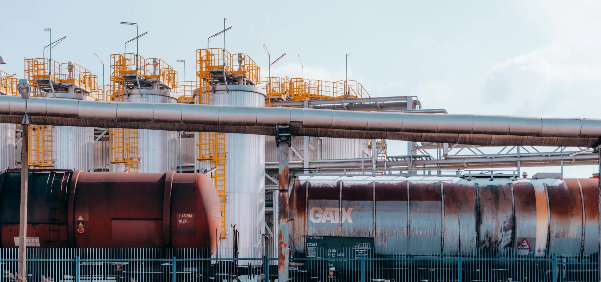 Executive Programme in Oil and Gas Operations Governance course hero image