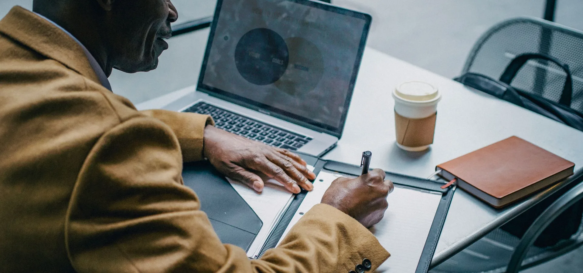 Business Writing and Professional Effectiveness course hero image